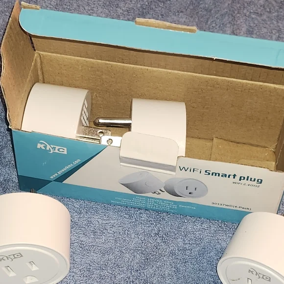Smart plugs - Picture 2 of 5